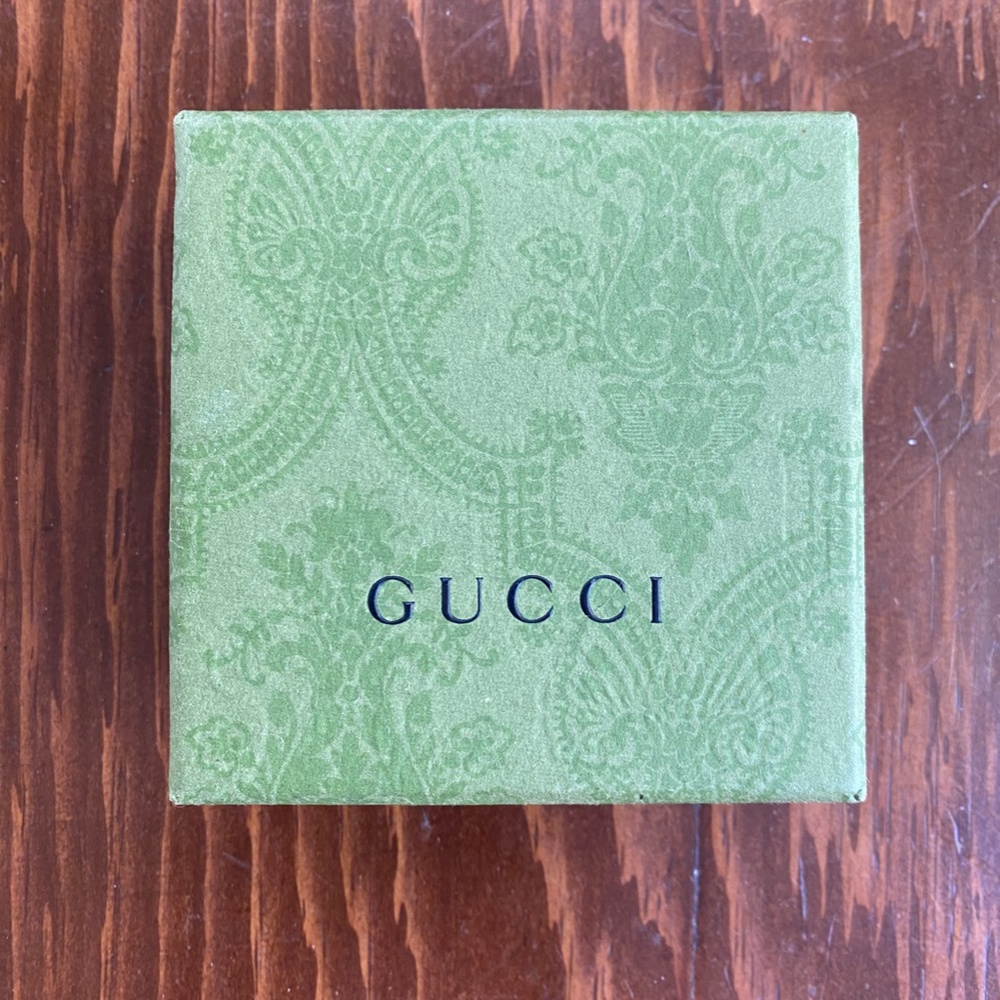 Gucci Interlocking Textured Silver Stud Earrings - image 4